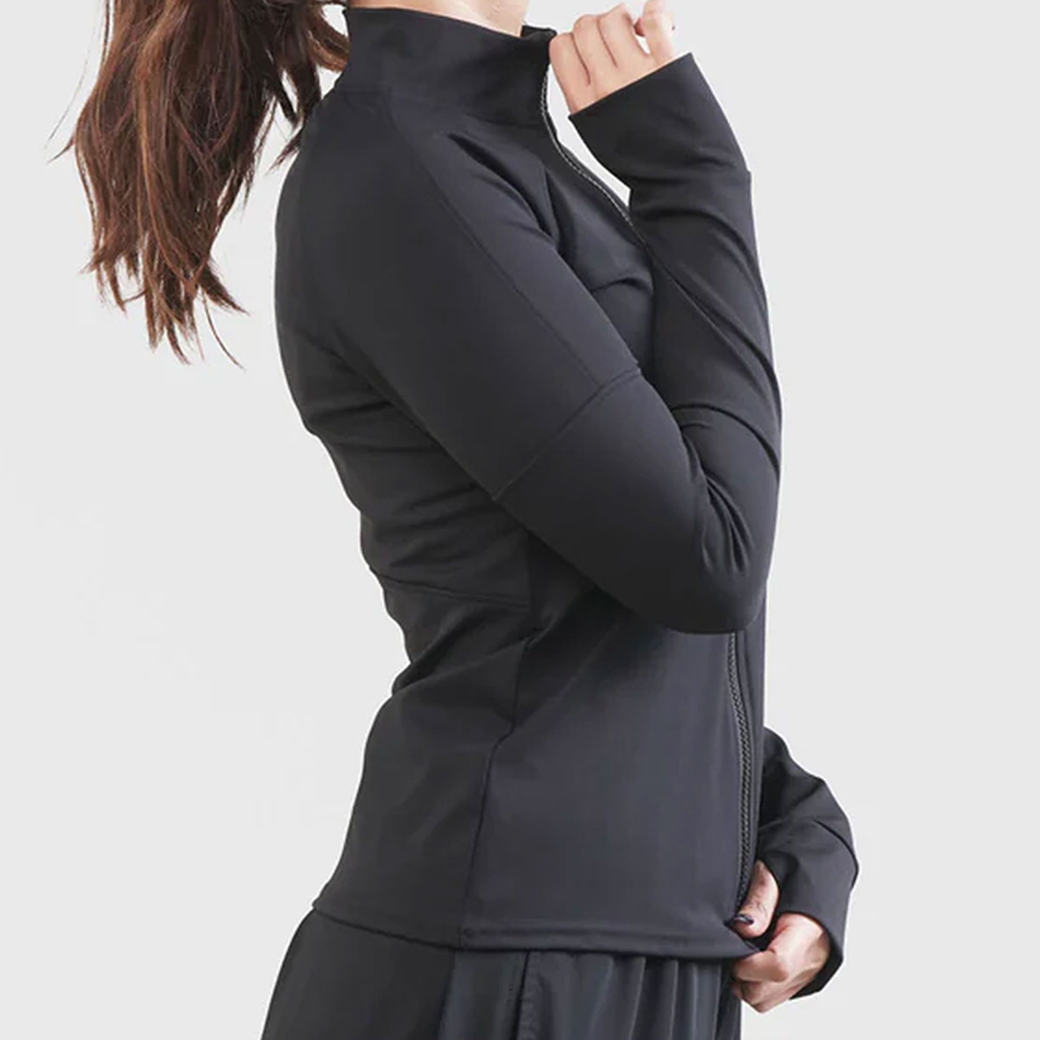 Curve Craft Women Gym Jackets1